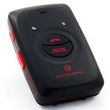 Miniaturowy lokalizator GPS montowany w samochodzie